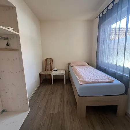 Highway 2 Quarto em Acomodações Particulares *